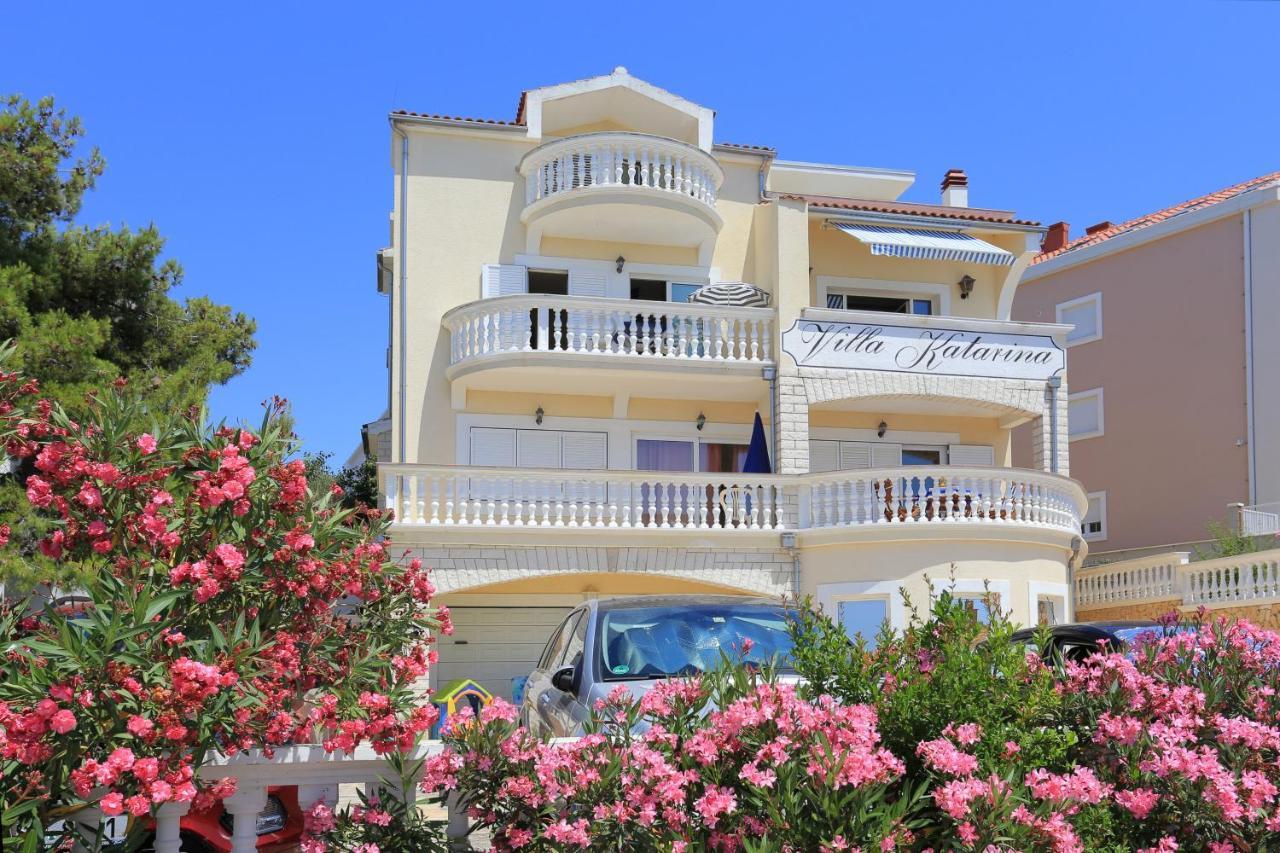 Family Friendly Seaside Apartments Brodarica, Sibenik - 15270 Eksteriør billede
