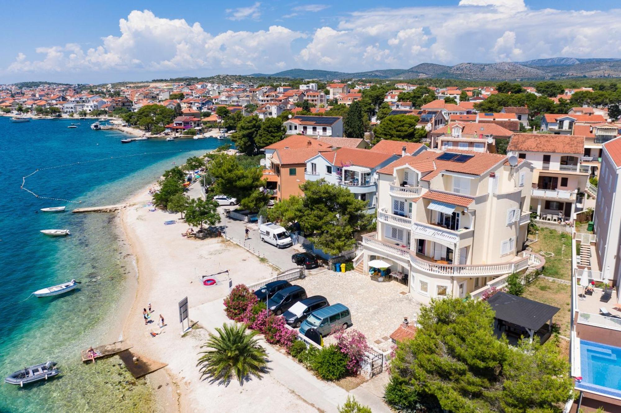Family Friendly Seaside Apartments Brodarica, Sibenik - 15270 Eksteriør billede